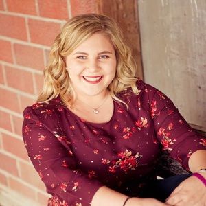 Meet your Posher, Olivia